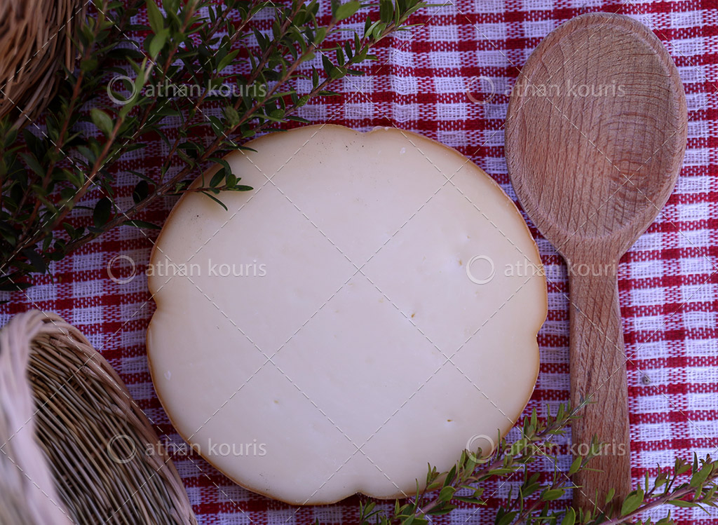 πρωτοσέλιδο - τυρί Mετσοβόνε - ΦΕΚ