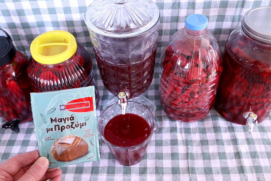 ΠΡΩΤΟΣΕΛΙΔΟ - Φτιάχνω το προβιοτικό ρόφημα Şalgam στην κουζίνα μου - Σε αυτόν τον 4ο τρόπο παρασκευής θα χρησιμοποιήσω και ζύμη (μαγιά) ψωμιού