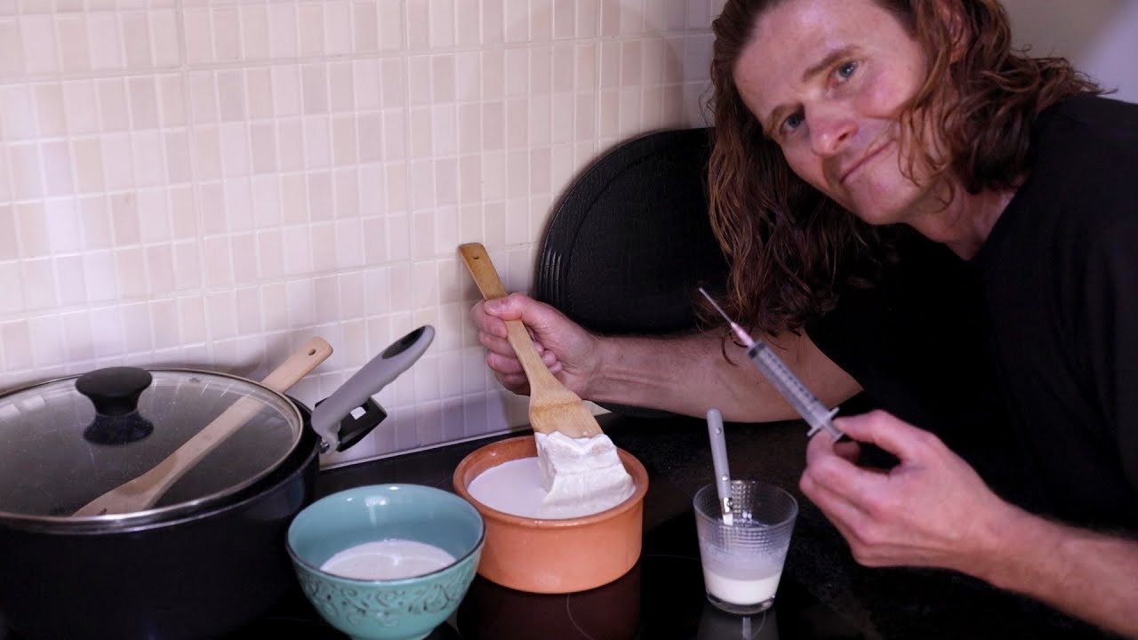 πρωτοσέλιδο - Δείτε μια ιδιαίτερη συνταγή όταν φτιάχνω παραδοσιακό γιαούρτι με πέτσα στο σπίτι